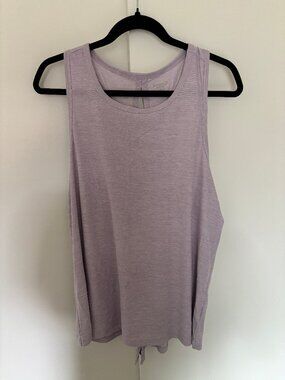 Old navy active size large active tank lavendar